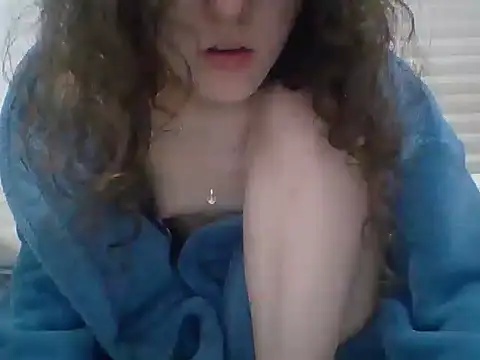 Nur_novinha