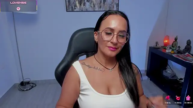 Sara_Charmy