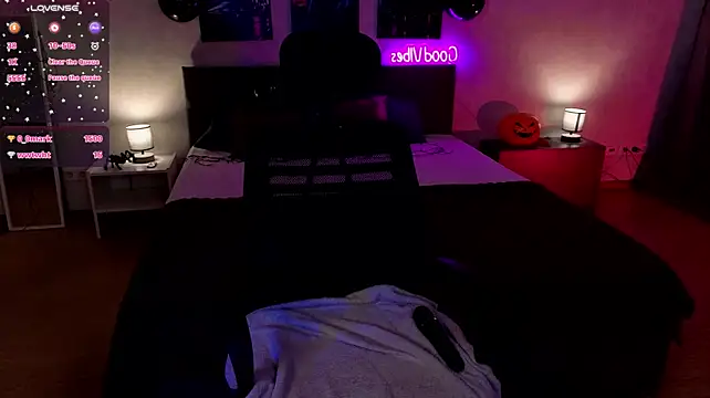 tattoo_art_baby live cam on StripChat