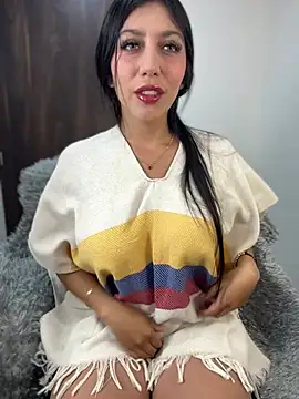 MiaJones21 live cam