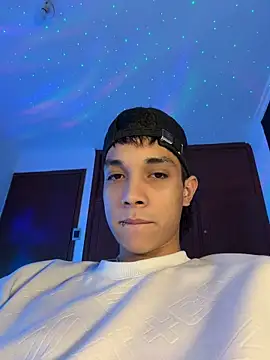 RoughDiamond_ live sex cam