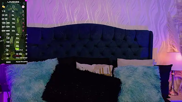 ANNE_HONEY55