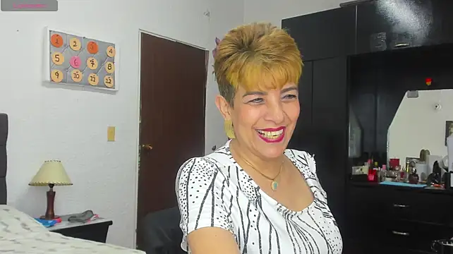 Angelina_Stone_65
