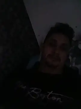 meuboy88 (Ask my age) - cums on the livestream