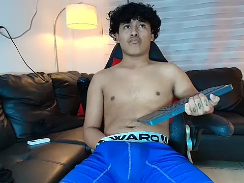 kristhofer_levis_ webcam