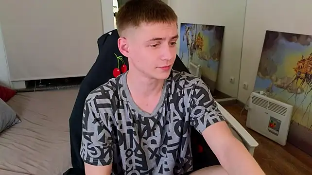 ermak_back (M young) - hard cock close camera))