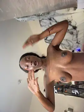 Keirahartz webcam