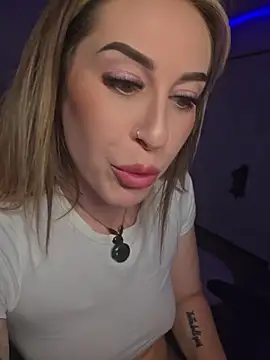 laurenlotus webcam