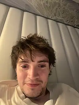 Teddy4420 live webcam