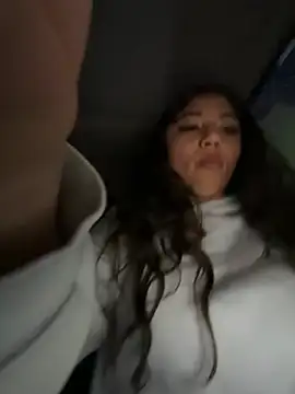 Monica17 live cam