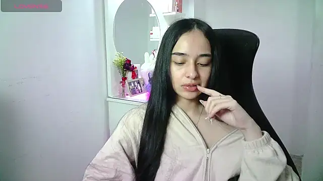 aineangeel live cam on StripChat