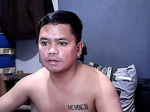 sweet_sexyasian69 (M young) - Help me to Cum in public or Private