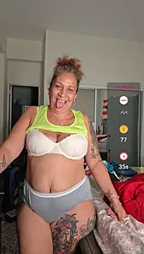 ladycreamypr2