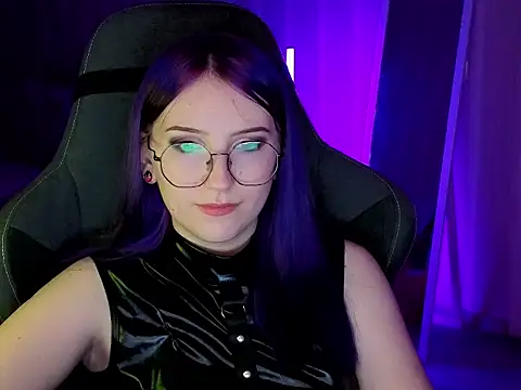 violet-siren-x live cam on StripChat