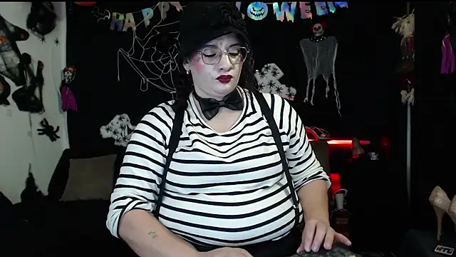 Aleja_Gonzales webcam