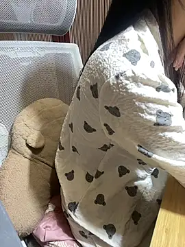 Mina048