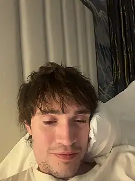 Teddy4420 live cam