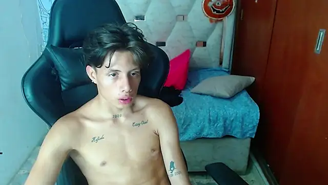 hot_atheltee