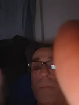 KingArt8 live cam on StripChat