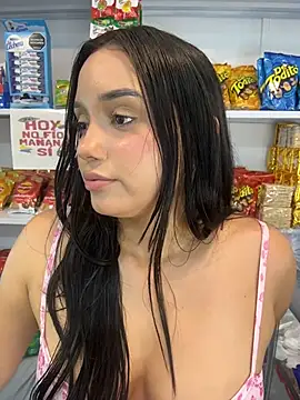 sara-cherry webcam
