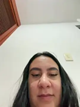 Fernandayjg live cam on StripChat