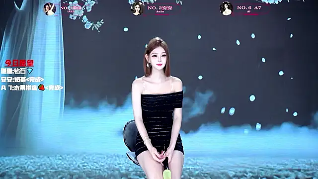 TF-001 live cam on StripChat