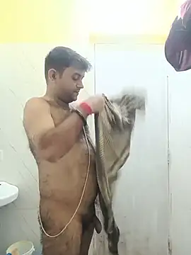 rarindam17 live cam on StripChat