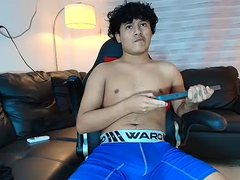Immagine dello stream di kristhofer_levis_ su Stripchat