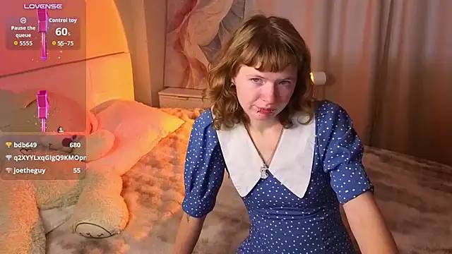 VioletDesiree live cam on StripChat