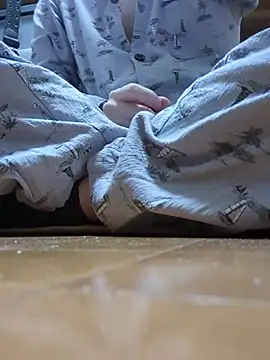 mgnhiroyuki (Ask my age) - CUM(射精)
