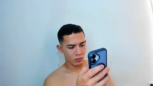 Litzy1_ live webcam