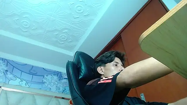 hot_atheltee live cam on StripChat