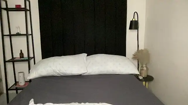 your_bianca69 live cam on StripChat