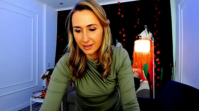 PassionGlow live cam on StripChat