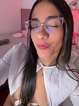 elegant__rouse live cam on StripChat