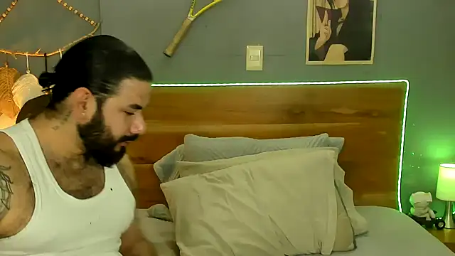 Prometeo-grizzly live cam on StripChat