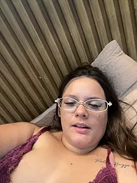 Laryssinha_69 webcam