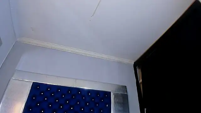 Ciara_HotTs live webcam