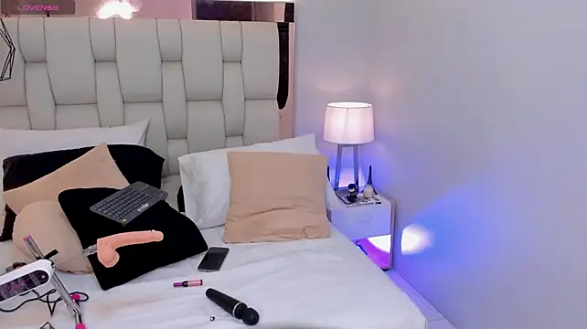 naomi_sinner