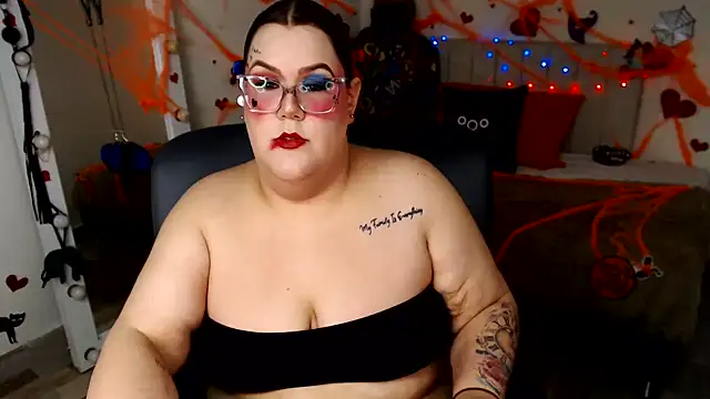 GiannaMorrys live cam on StripChat