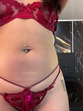 Carolyn_Villalobos live cam on StripChat