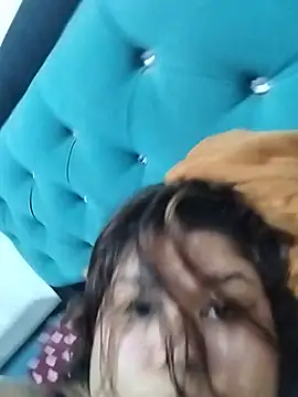 Curvylam live cam on StripChat