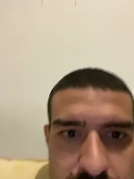Ivis1999 live cam