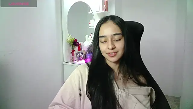 aineangeel live cam on StripChat