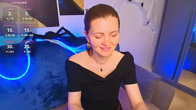 Liza__Evans live cam on StripChat