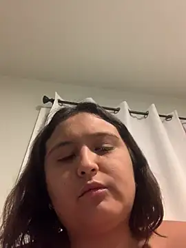 bbwbelle live cam on StripChat