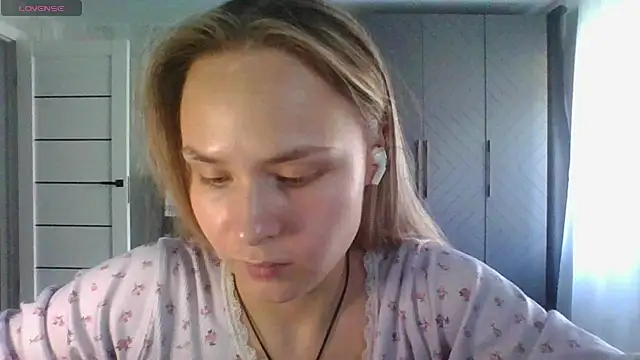 Annie_Cohn live cam on StripChat