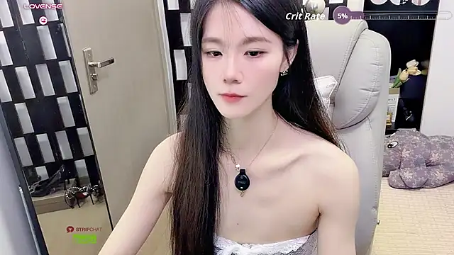 Yueyue-MM live cam on StripChat
