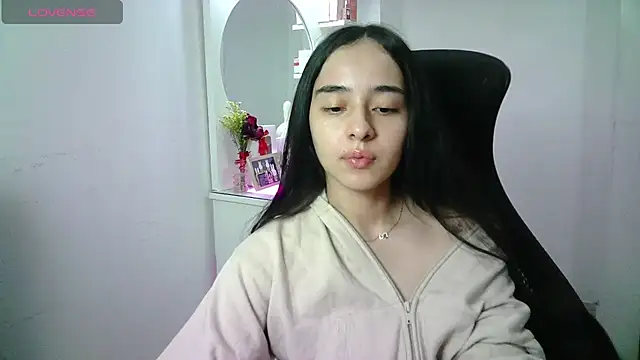 aineangeel live cam on StripChat