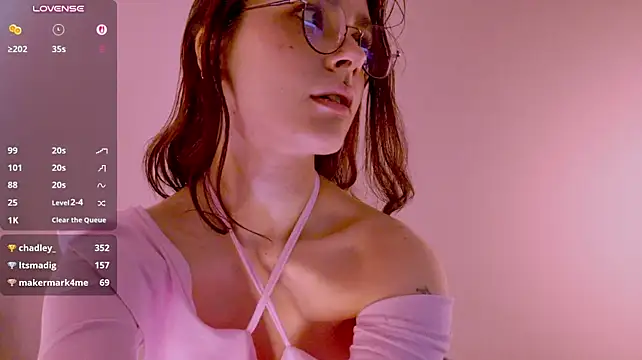 ElizabethMilller_ live cam on StripChat